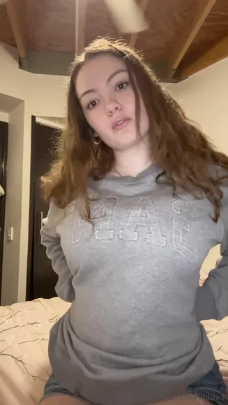 Lillil0v3 White Bralette Reveal OnlyFans Video Leaked