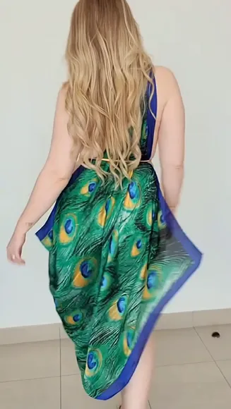 Lilliluxe Peacock Print Dress Tease OnlyFans Video Leaked