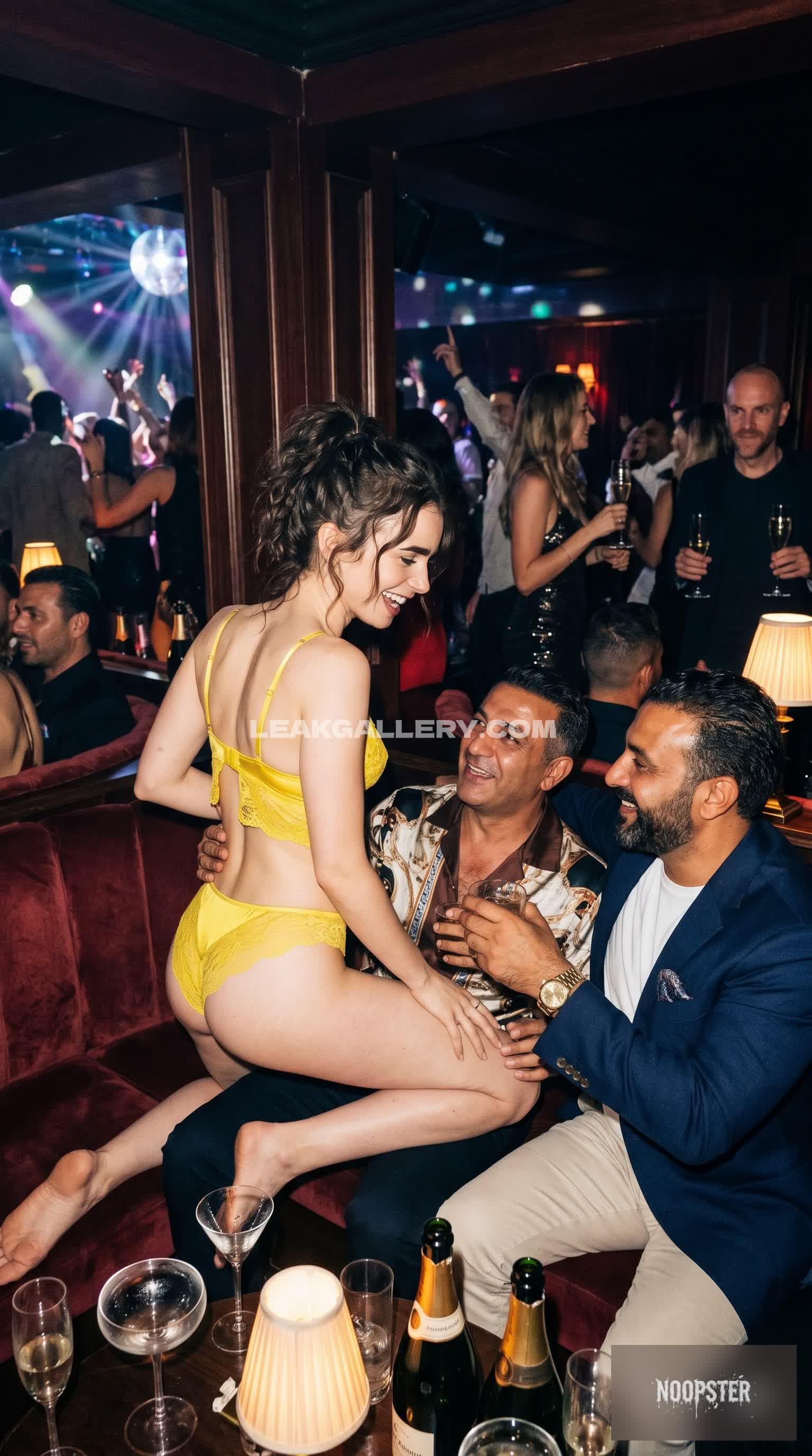 Lily_collins OnlyFans Nudi in Esclusiva Trapela #12772002