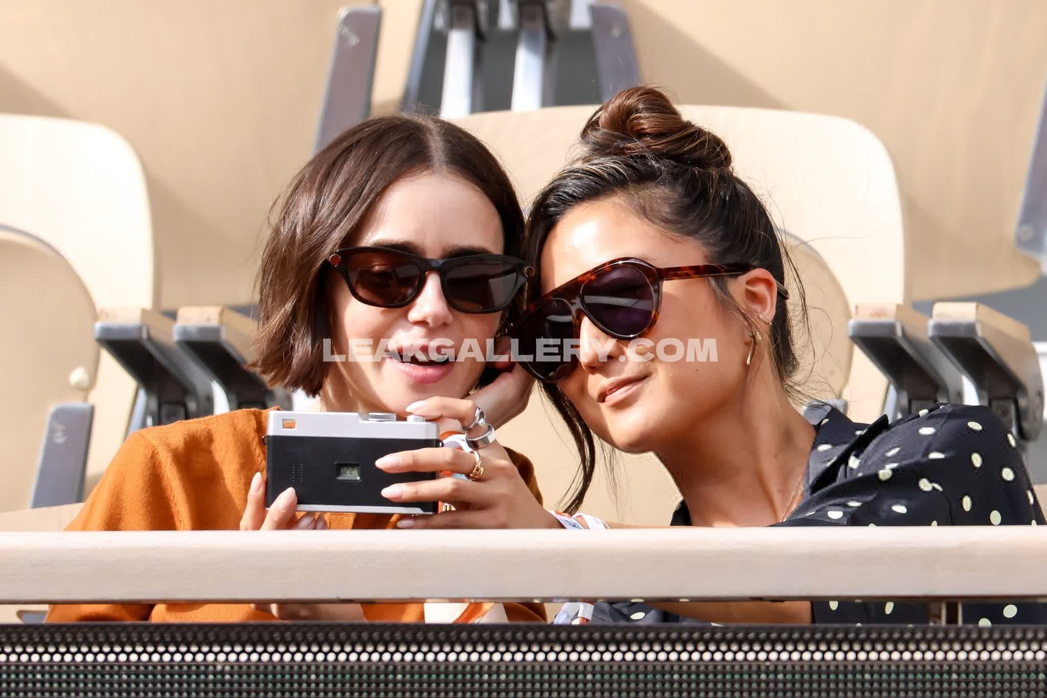 Lily_collins Exclusive Leaked Nude OnlyFans #12688778