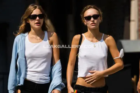 lilyrose_depp