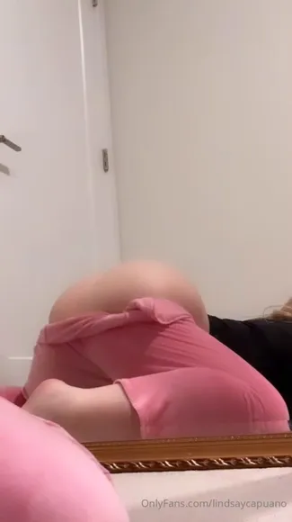 Lindsay Capuano Pink Pants Ass Bend OnlyFans Video Leaked