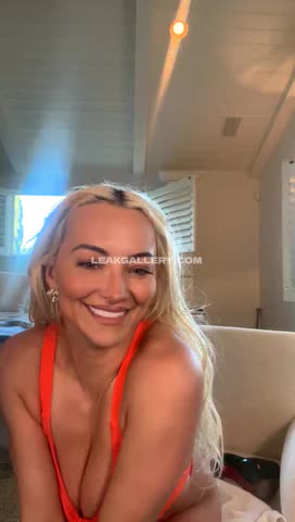 Lindseypelas / Lindsey_pelas Exclusive Leaked Nude OnlyFans #14509338
