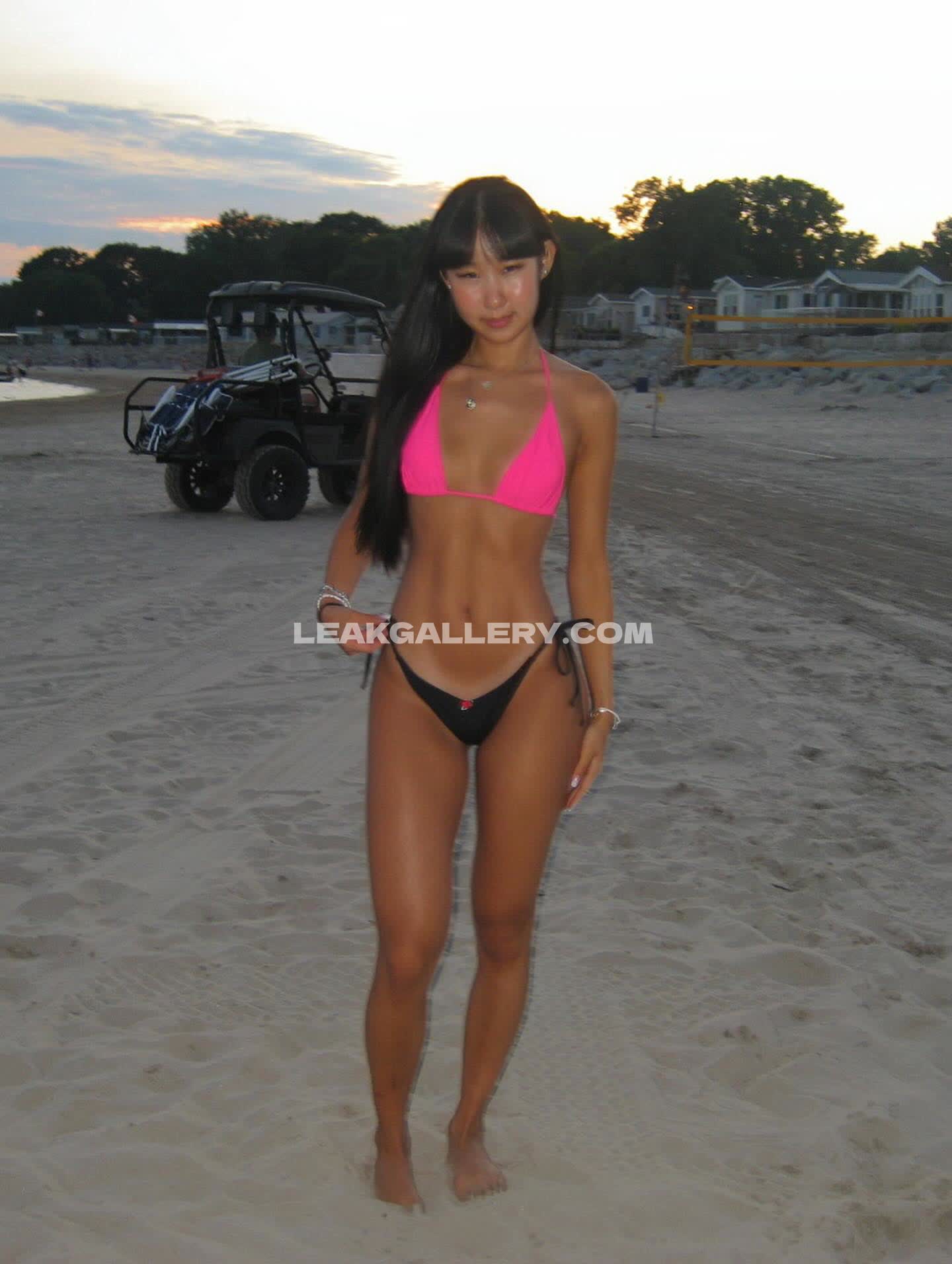 Lisha.liii / lisha_li / mochiiiloverrrr Exclusive Leaked Nude OnlyFans #13043253