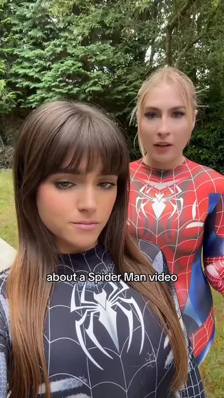 Littleleah100 Spider-Themed Bodysuit Pose OnlyFans Video Leaked
