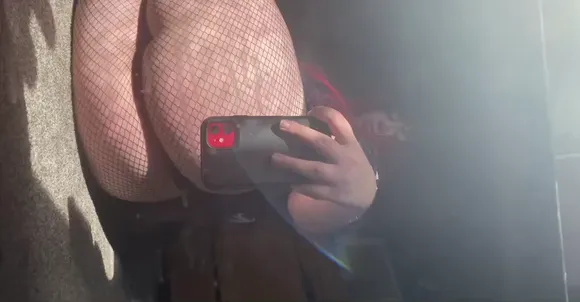 livdracula video thumbnail