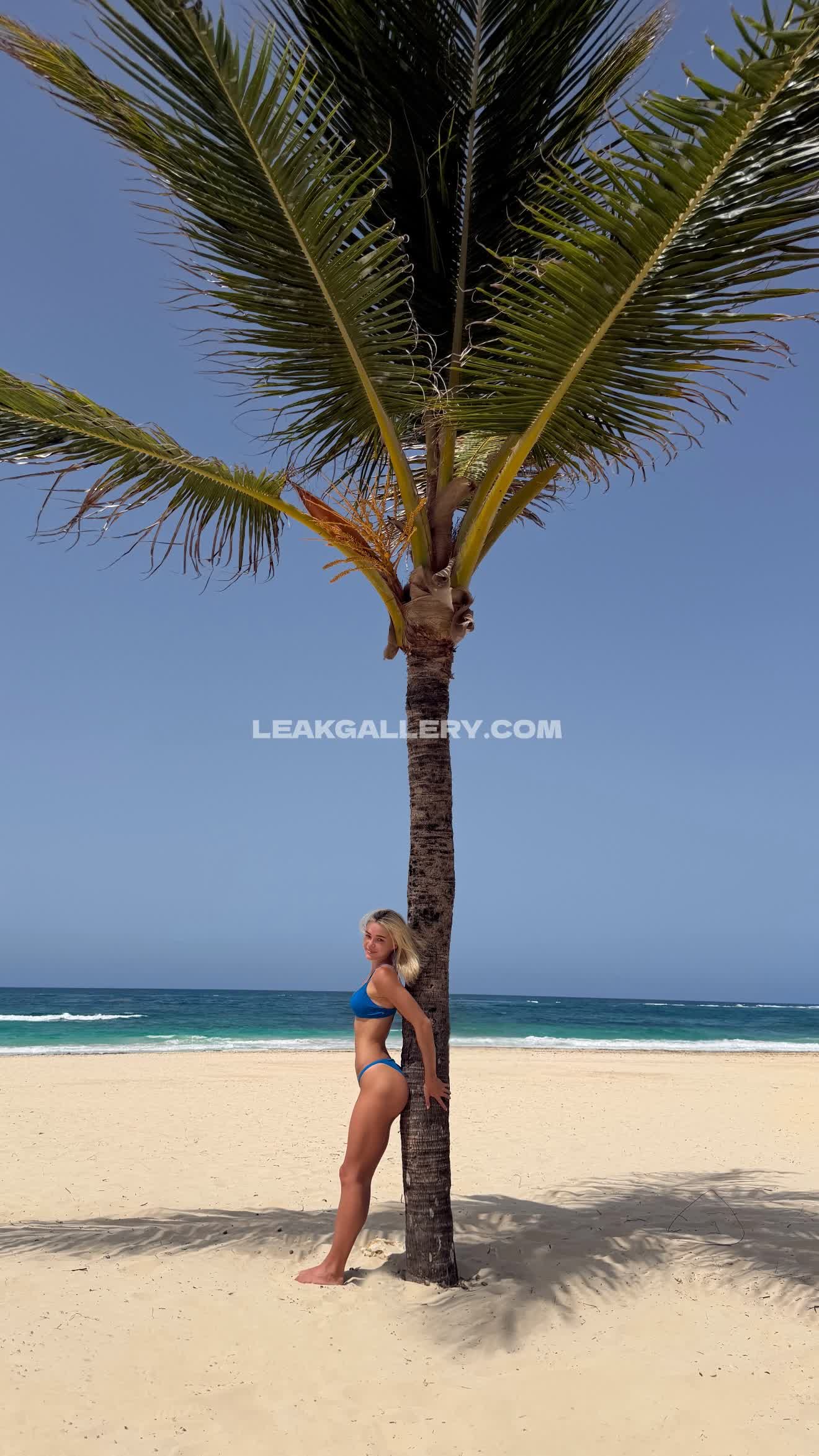 Livvydunne / oliviadunne Exclusive Leaked Nude OnlyFans #12922084