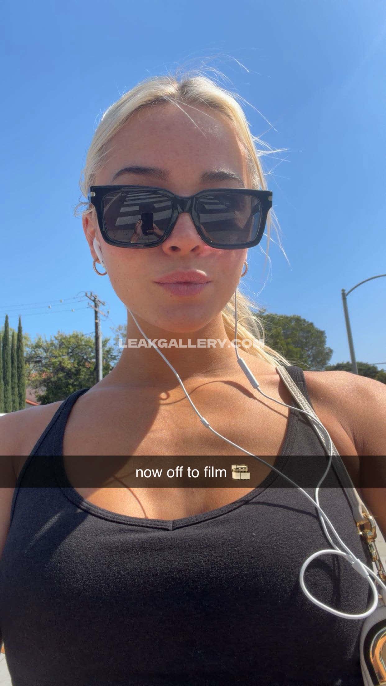 Livvydunne / oliviadunne Exclusive Leaked Nude OnlyFans #12548652