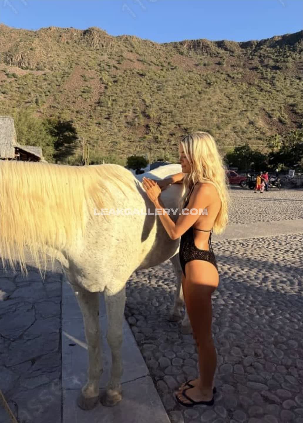Livvydunne / Oliviadunne Exclusive Leaked Nude OnlyFans #13576937