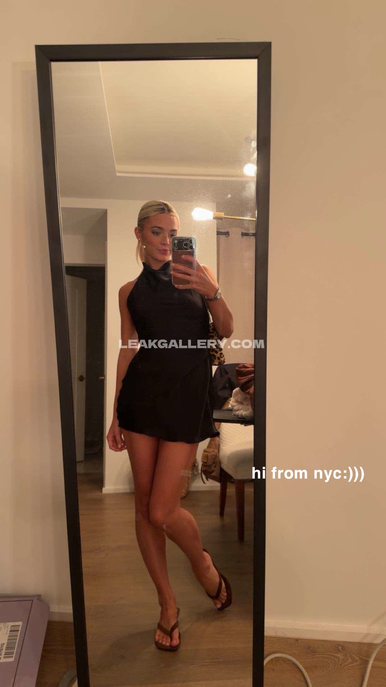 Livvydunne / oliviadunne Exclusive Leaked Nude OnlyFans #13179240