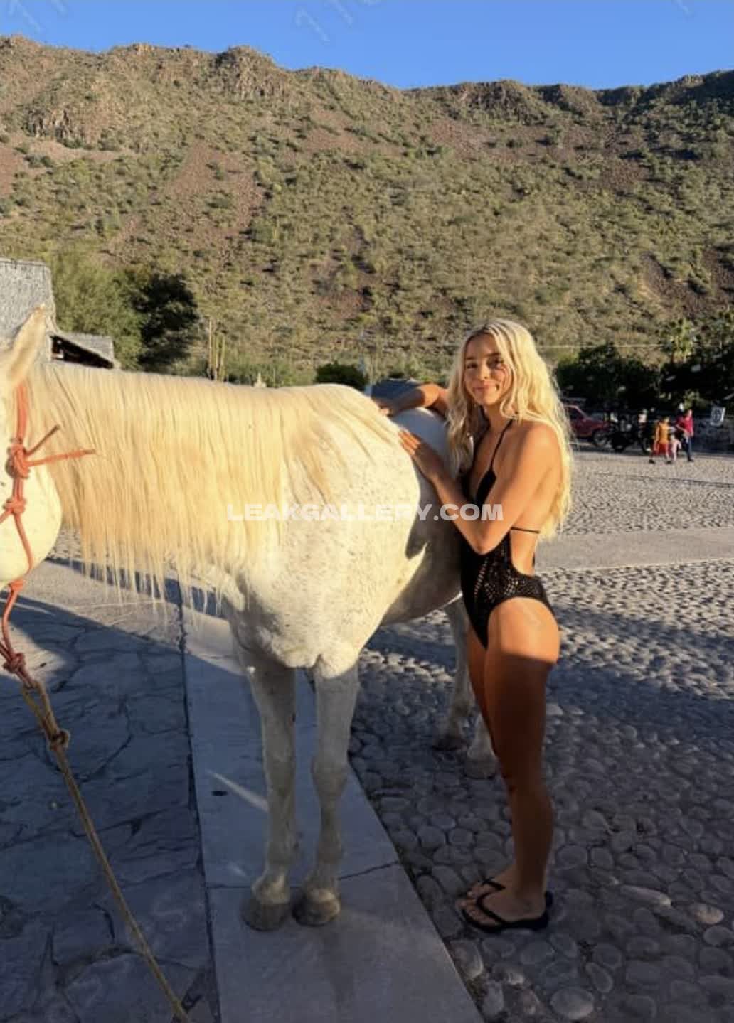 Livvydunne / Oliviadunne Exclusive Leaked Nude OnlyFans #13576932