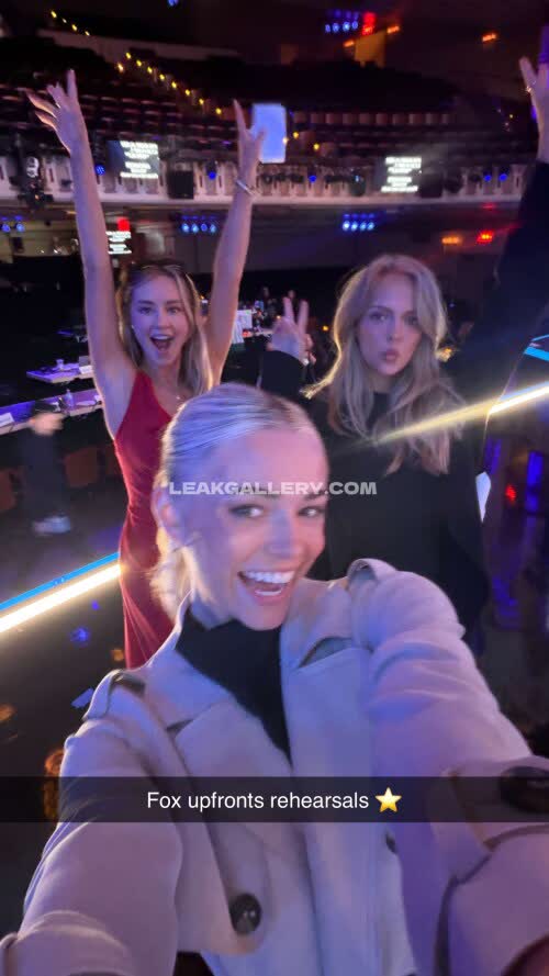 Livvydunne / oliviadunne Exclusive Leaked Nude OnlyFans #12341046