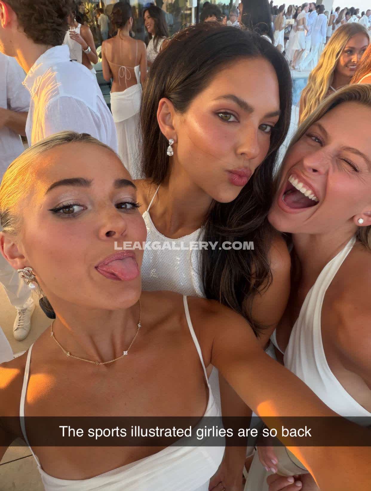 Livvydunne / oliviadunne Exclusive Leaked Nude OnlyFans #12990498