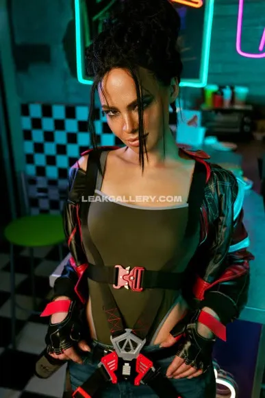 lizze_whistle