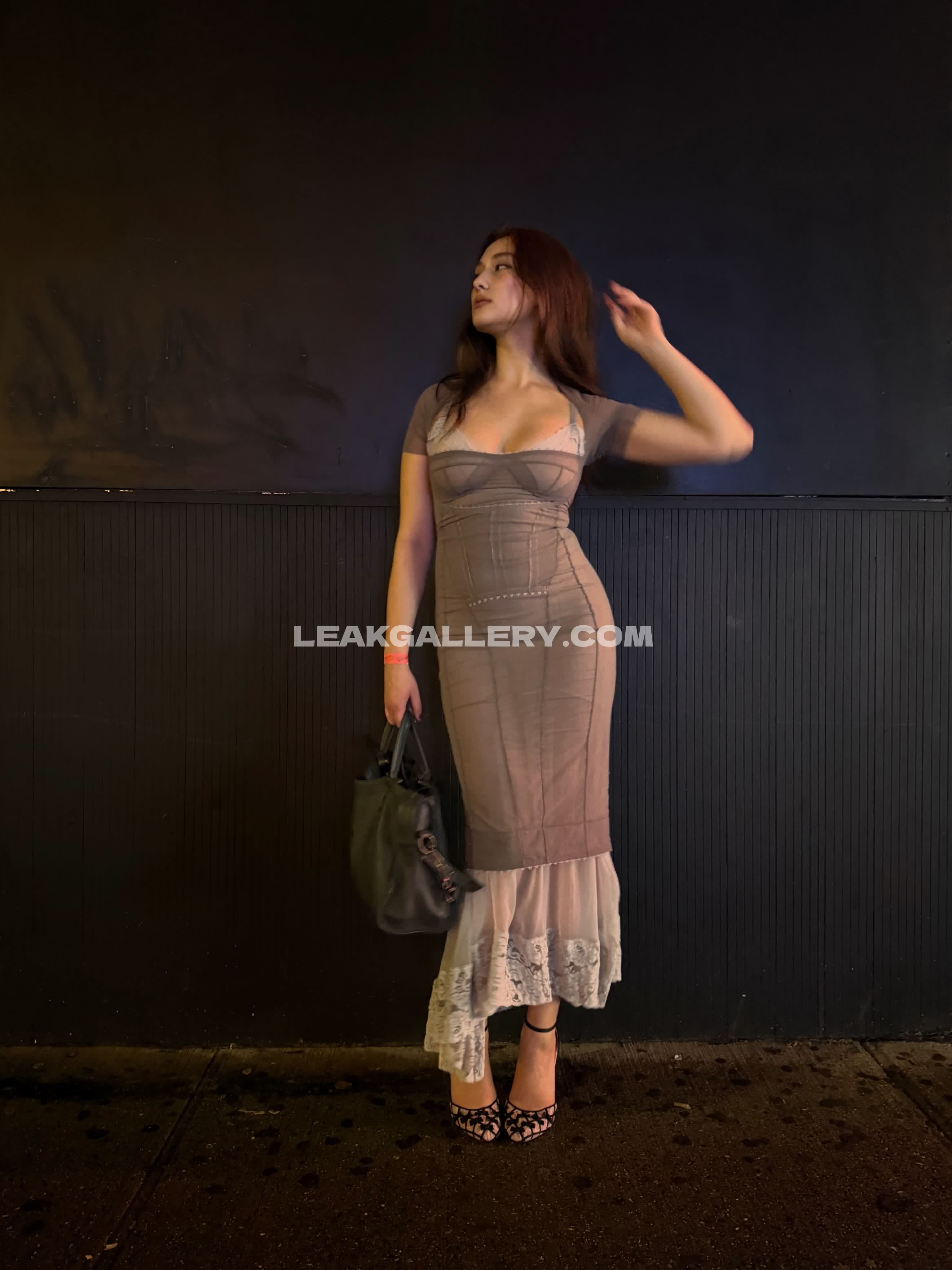 Lola.tung Exclusive Leaked Nude OnlyFans #13395617