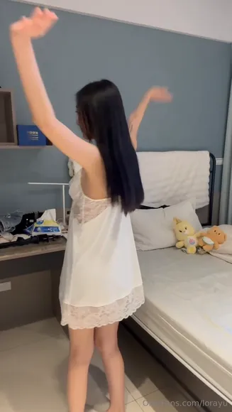 Lorajune Lace Nightie Tease OnlyFans Video Leaked