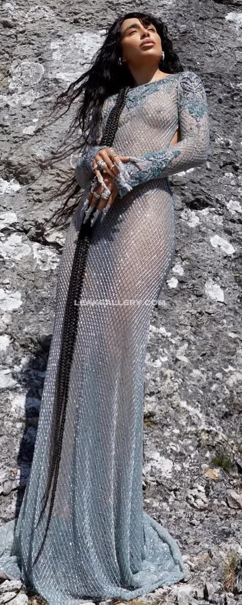 Loreenofficial Sheer Mesh Gown Reveal OnlyFans Photo Leaked