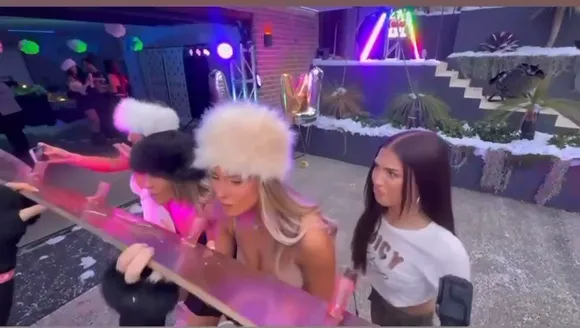 Love4sasha Party Outfit Tease OnlyFans Video Leaked