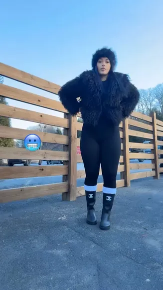 lovelylesh