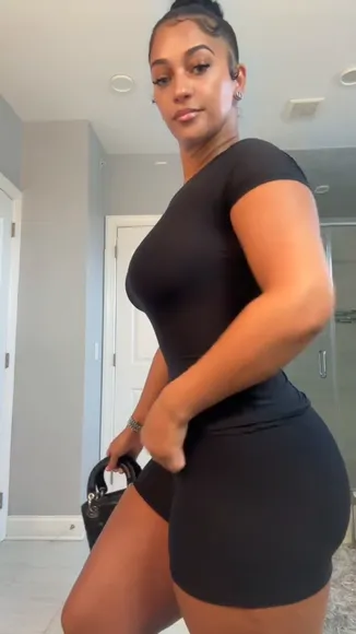 Lovelylesh Tight Black Bodysuit Ass OnlyFans Video Leaked