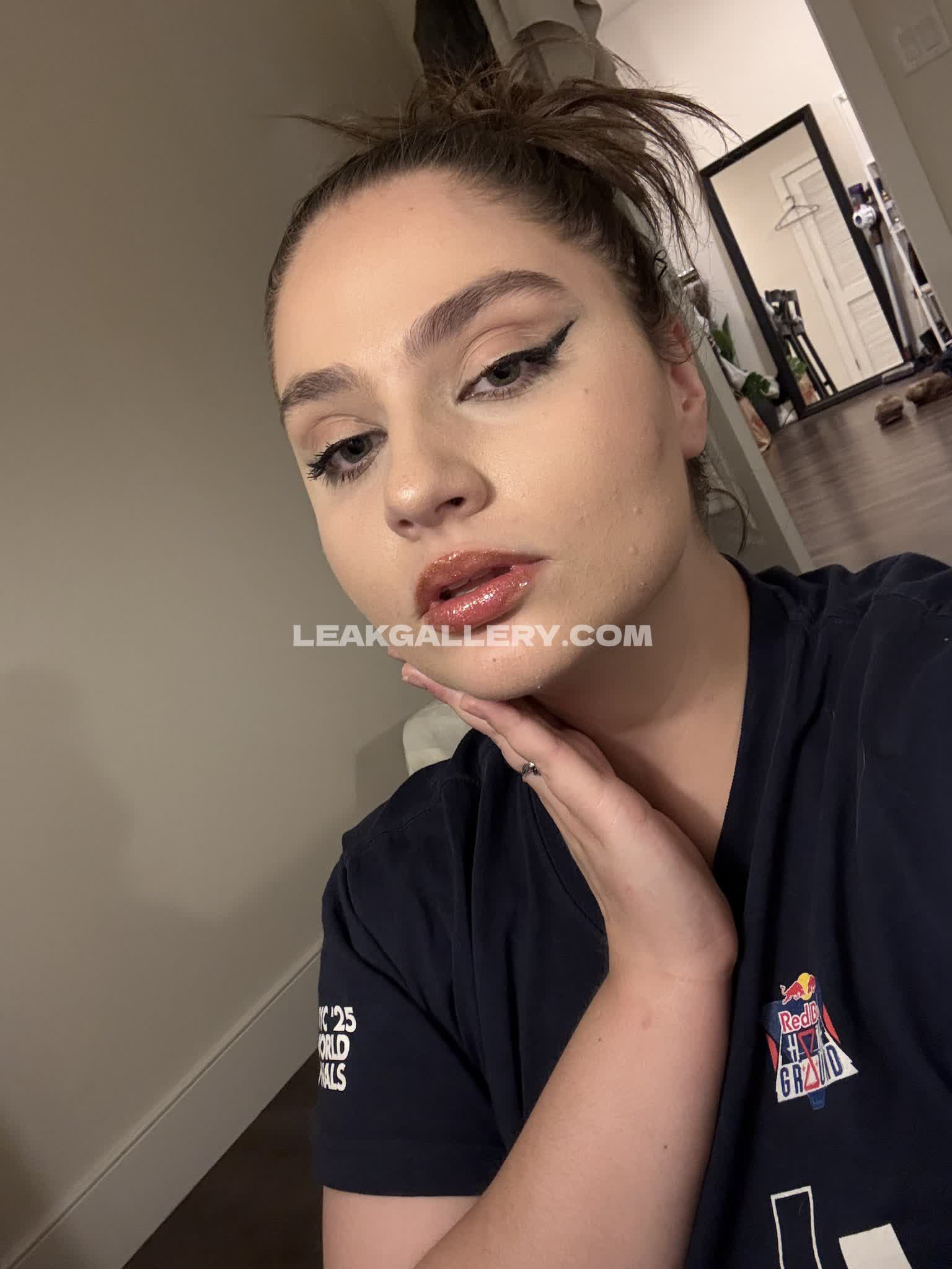 Lozclaws Exclusive Leaked Nude OnlyFans #13186351