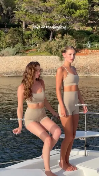 Luciaaferrato Beige Bikini Set Pose OnlyFans Video Leaked