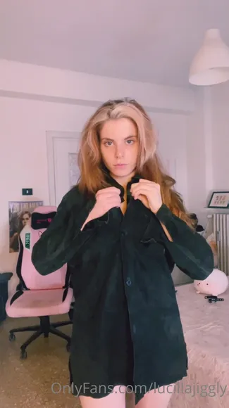 lucillajiggly