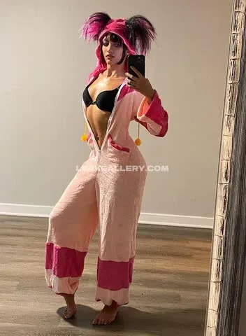Lululoux Pink Hoodie Jumpsuit Tease OnlyFans Photo Leaked