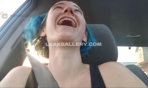 Lumirue Car Seat Laughing Fit OnlyFans Photo Leaked