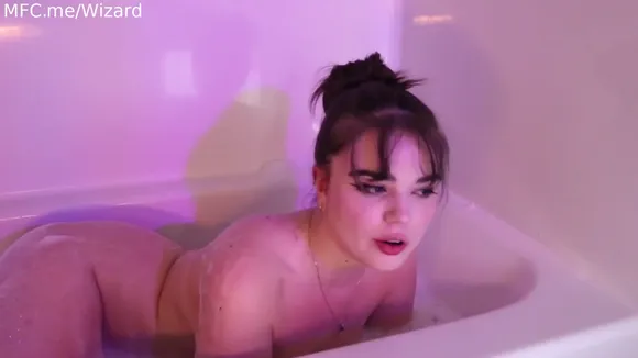 Lunamothx Naked Bathtub Tease OnlyFans Video Leaked