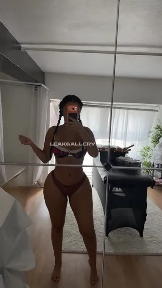 Luxy_capi_mym Exclusive Leaked Nude OnlyFans #13739051