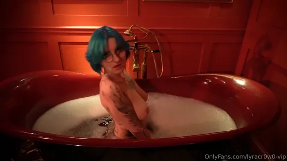 lyracr0w0 video thumbnail