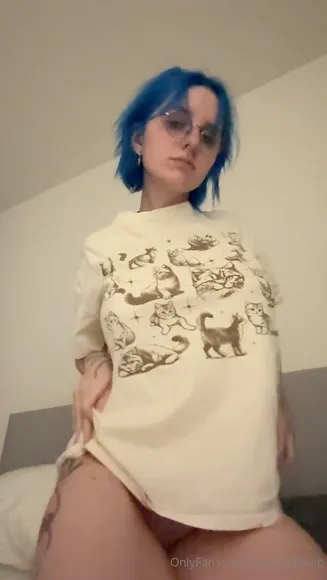 Lyracr0w0 Tattooed Tits Exposure OnlyFans Video Leaked
