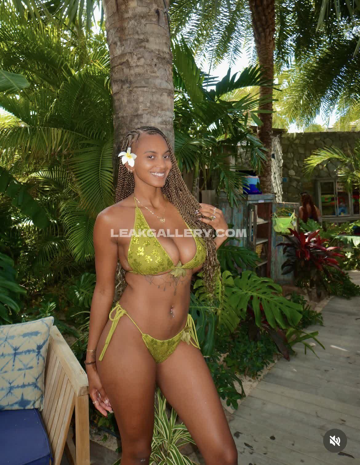 Lyssbadnews Exclusive Leaked Nude OnlyFans #12550475