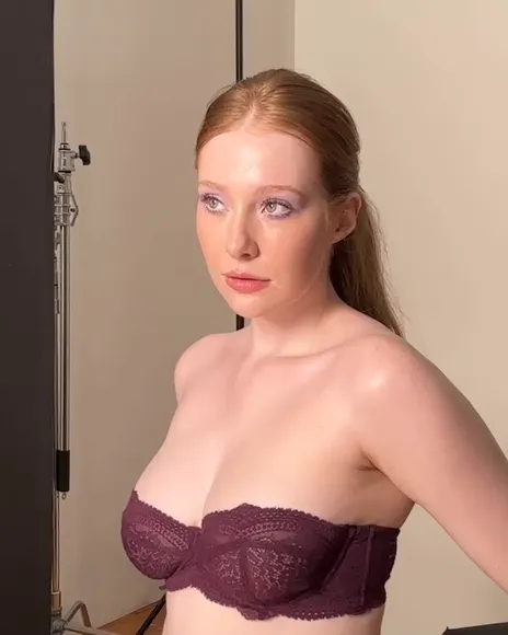 Madeline Lace Bra Tease OnlyFans Video Leaked
