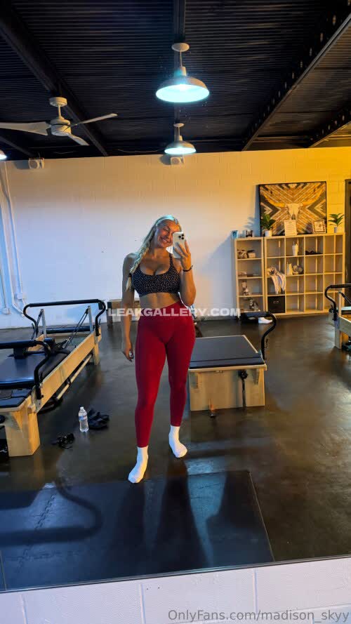 Madison_skyy / jiggly_jessicaa / madisonskyxo / madisonskyyx07 / madison_skkye / madison_skyyxo / madison_sky_xoxo Exclusive Leaked Nude OnlyFans #12711821