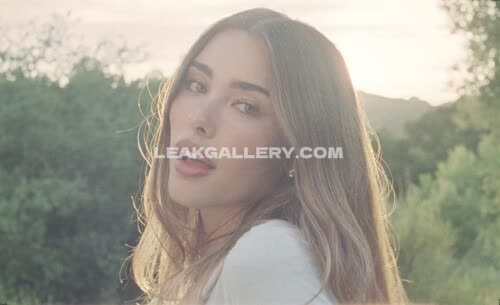 Madisonbeer Exclusive Leaked Nude OnlyFans #12231255