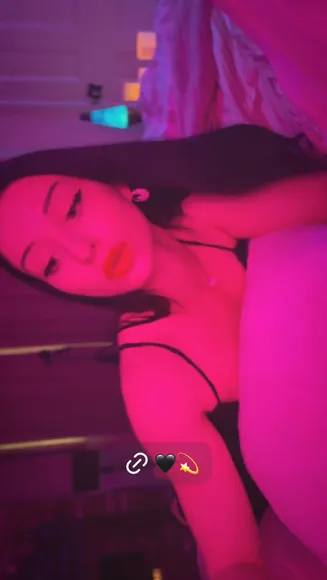 Magnetichypnotic Black Bra Tease OnlyFans Video Leaked