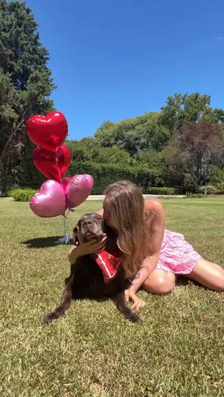 Magui Ansuz Pink Dress Outdoor Pose OnlyFans Video Leaked