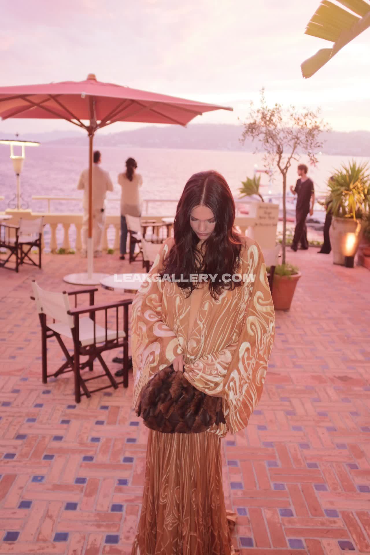 Maia_mitchell Exklusiv geleakte Nacktbilder von OnlyFans #12684012