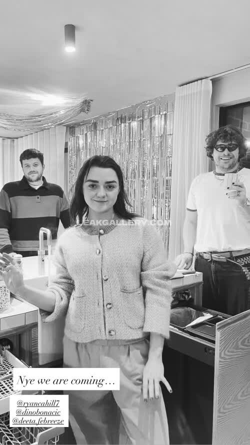 Maisie_williams Exclusiva filtración de OnlyFans desnuda #12170054
