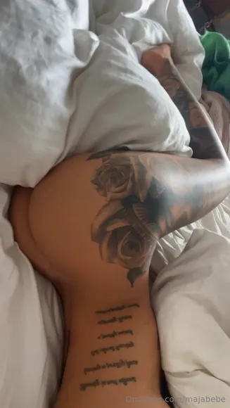 Majabebe Tattooed Ass Spread OnlyFans Video Leaked