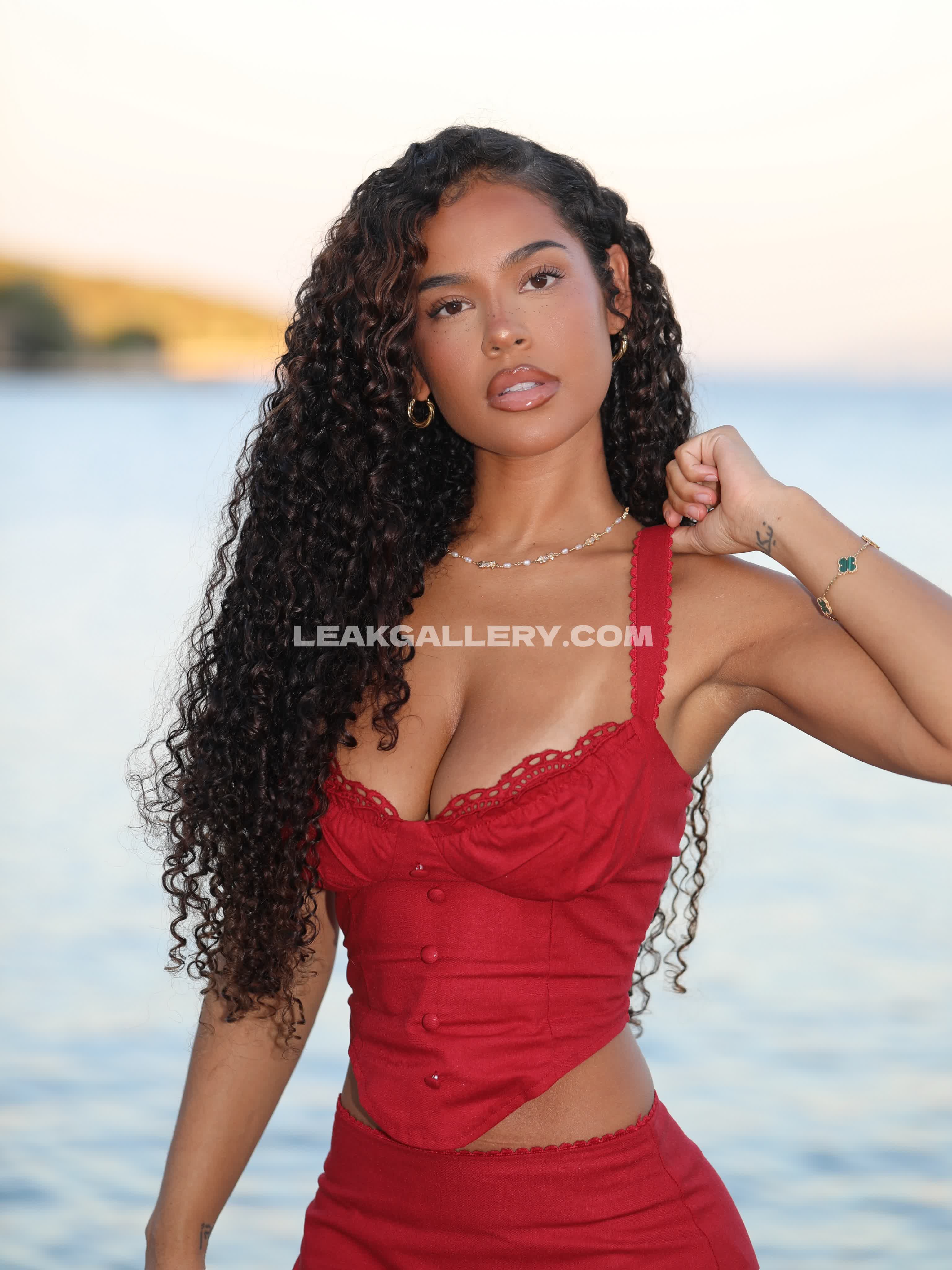 Malaikaterry Exclusive Leaked Nude OnlyFans #12966095