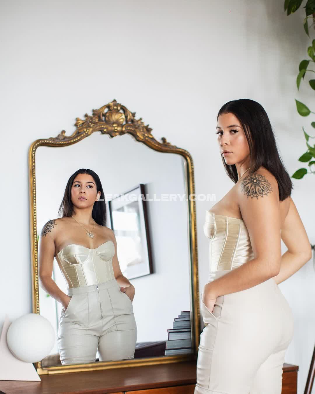Malenicruz Exclusive Leaked Nude OnlyFans #12686800