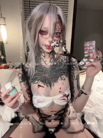 Maorou_k8m Bloody Lingerie Tease OnlyFans Video Leaked