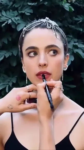 Margaret_qualley Black Spaghetti Strap Top OnlyFans Video Leaked