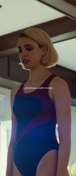 margaret_qualley