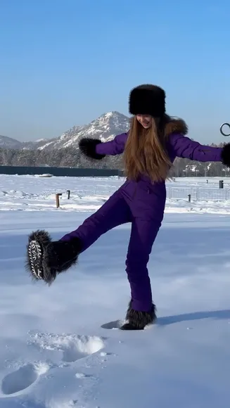 Maria_talanovaa Purple Snowsuit Strut OnlyFans Video Leaked