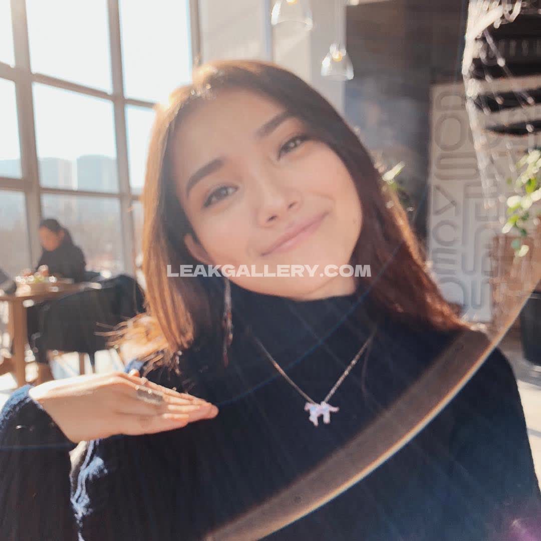 Mariaxzhang Exclusive Leaked Nude OnlyFans #13484450