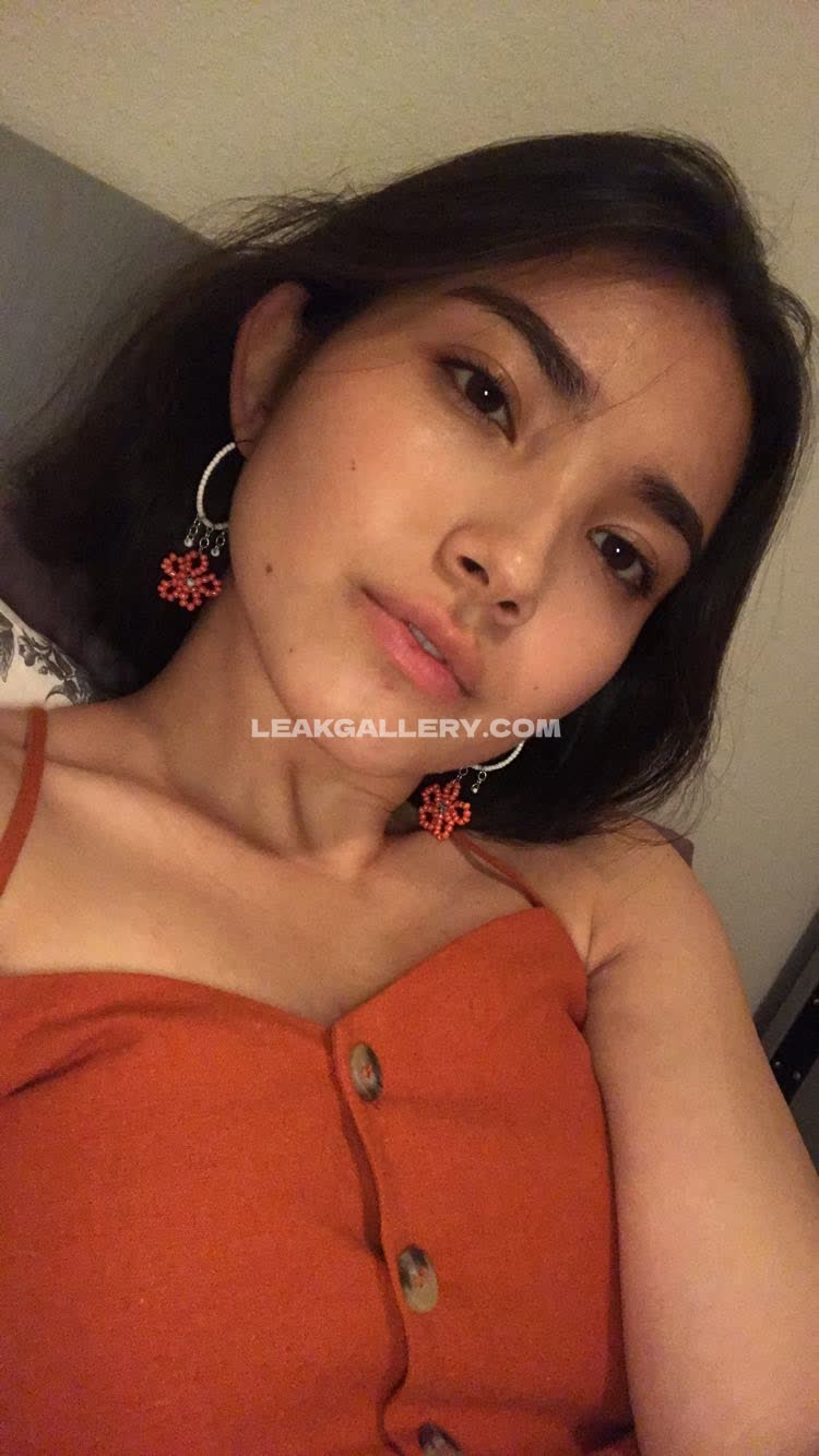 Mariaxzhang Exclusive Leaked Nude OnlyFans #13484314